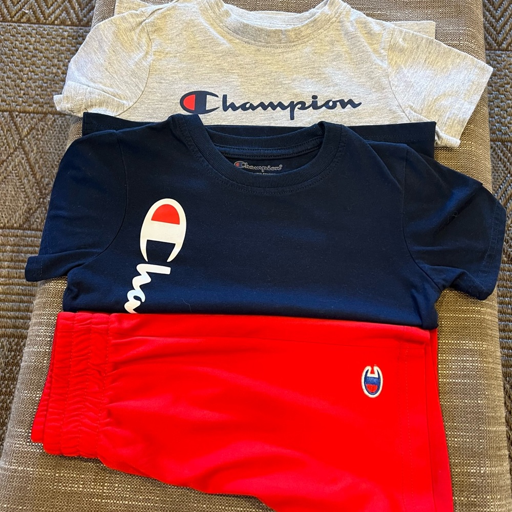 Champion Classic Script Tee & Basketball Shorts